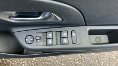 Vauxhall Corsa 1.2 SE 5dr Petrol Hatchback